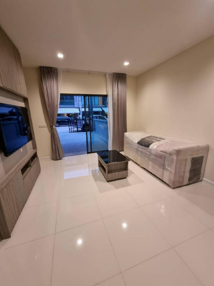 ให้เช่า ทาวน์โฮม 3 ห้องนอน ไอเจ้นท์ พัฒนาการ 88 ตรม. 22 ตร.วา Smart Townhome หลังใหญ่